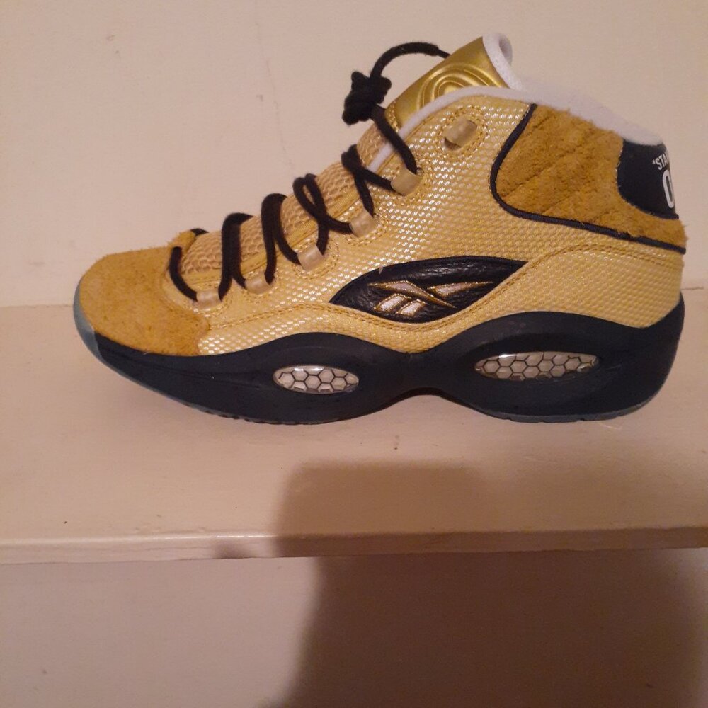 Reebok Question made new never worn  with box
